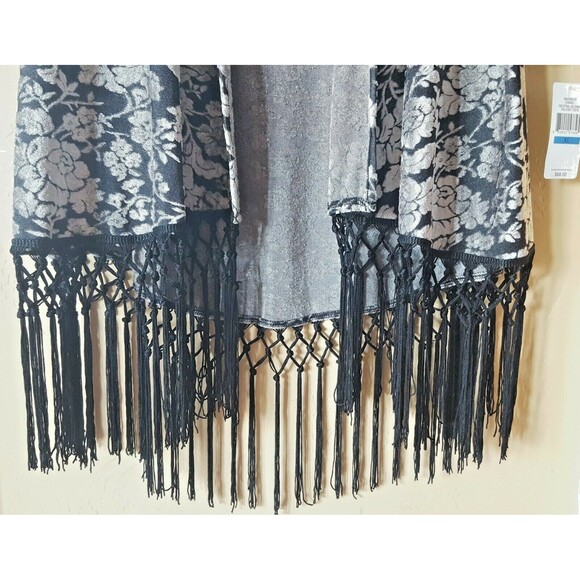 NWT FEVER Size XL Black White Floral Textured Duster Cardigan Fringe Boho - Picture 2 of 9